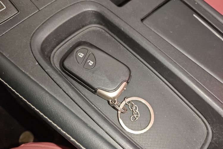 雷克萨斯CT 2014款 CT200h 精英版 单色中控内饰11