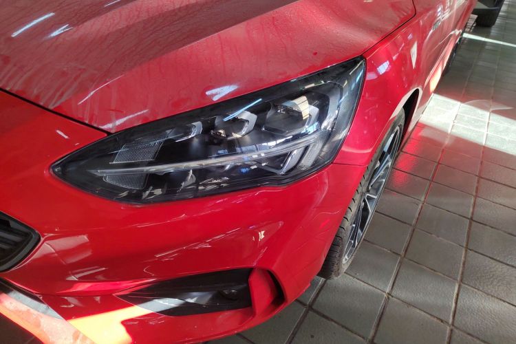 福特 福克斯 2020款 两厢 EcoBoost 180 自动ST Line局部细节36