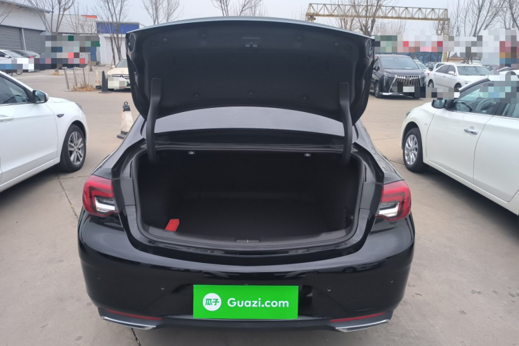 别克 君威 2020款 552T 豪华型机舱底盘23