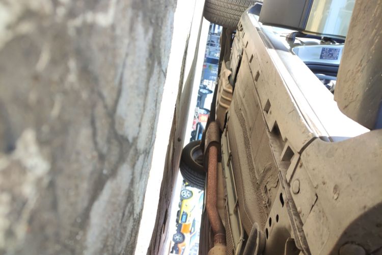 福特 翼虎 2018款 EcoBoost 180 两驱铂翼型局部细节9001