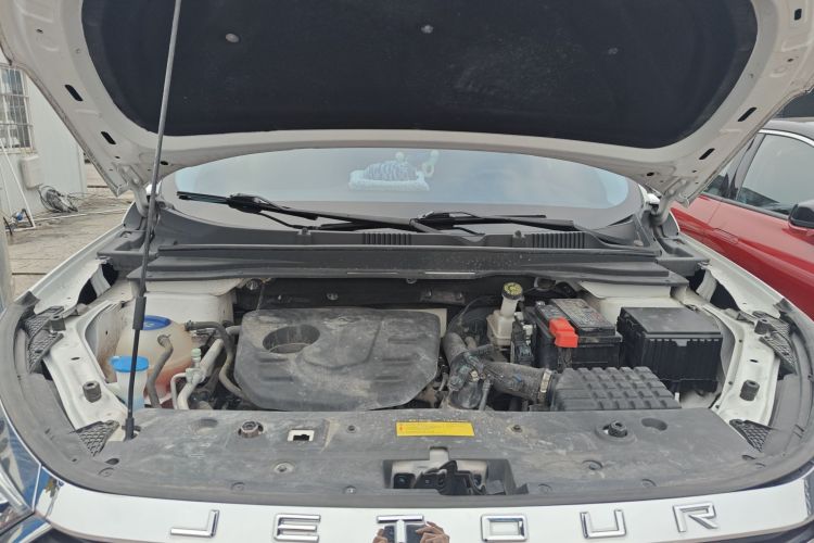 捷途X90 PLUS 2021款 1.5T 手动府邸 5座局部细节24