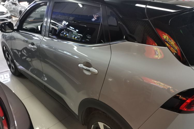 五菱汽车 五菱缤果PLUS 2024款 510km 旗舰版 四座版车身外观4