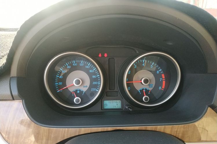 别克 凯越 2015款 1.5L 自动经典型局部细节14