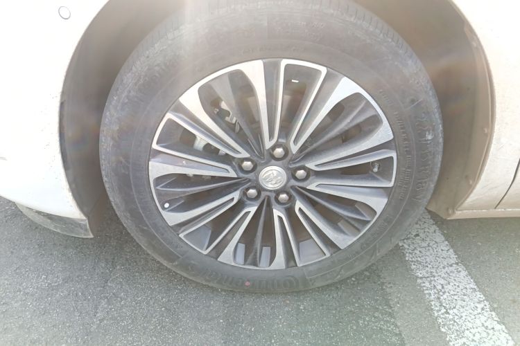 别克GL8 2022款 ES陆尊 653T 豪华型车身外观6007