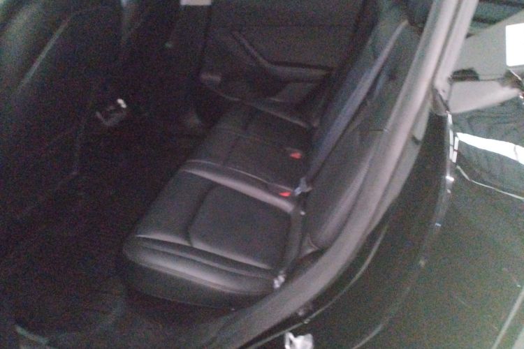 特斯拉 Model Y 2021款 长续航全轮驱动版 3D7中控内饰21