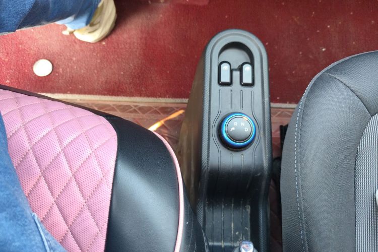 五菱汽车 宏光MINIEV 2020款 自在款 磷酸铁锂中控内饰18