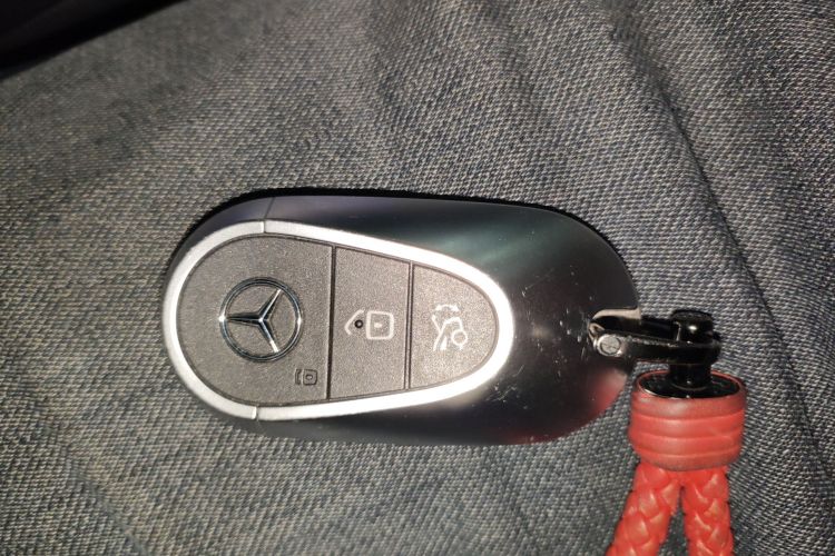 奔驰C级 2022款 改款 C 260 L 运动版中控内饰7001