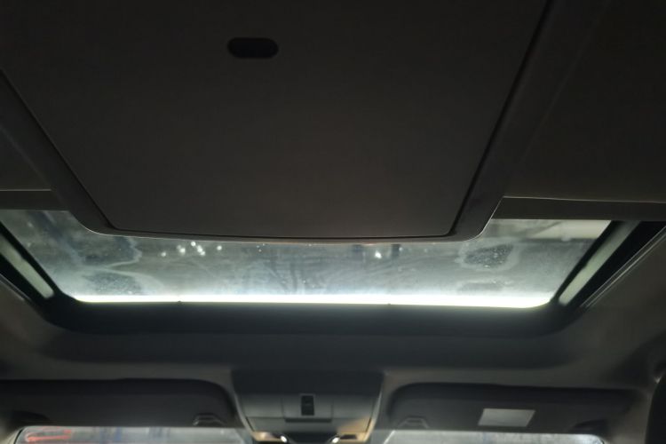 道奇 酷威 2014款 2.4L 两驱旅行版中控内饰22