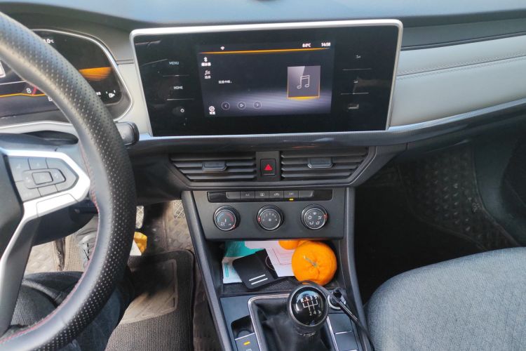 大众 宝来 2023款 200TSI 手动畅行版中控内饰16