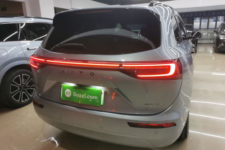 鸿蒙智行 问界M7 2024款 1.5T 智驾四驱Pro版 5座车身外观6