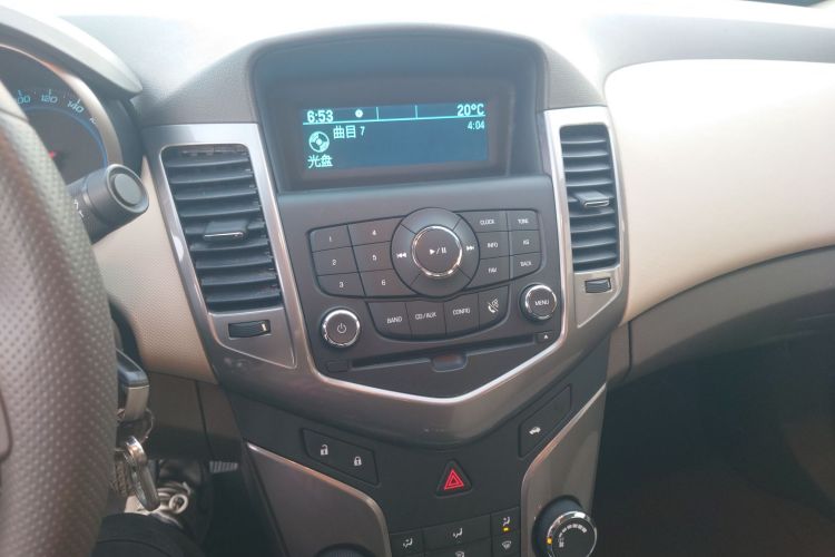 雪佛兰 科鲁兹 2015款 1.5L 经典 SE MT局部细节16