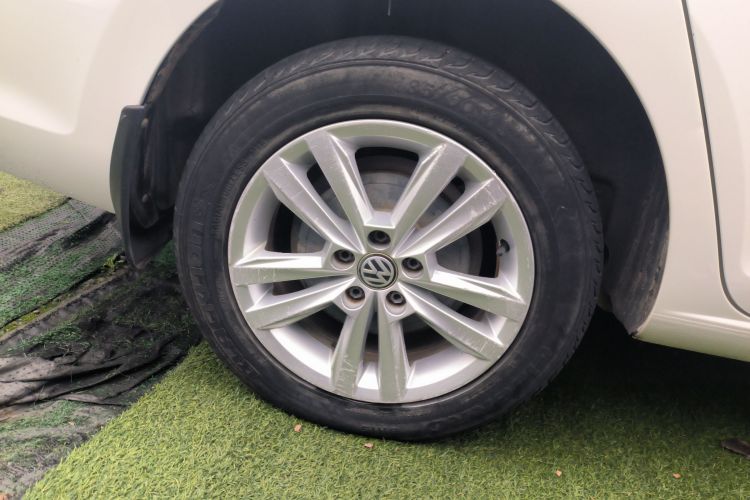 大众 桑塔纳 2016款 1.6L 手动舒适版车身外观6008