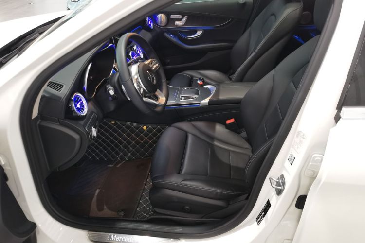 奔驰C级 2020款 C 260 L 运动版中控内饰19