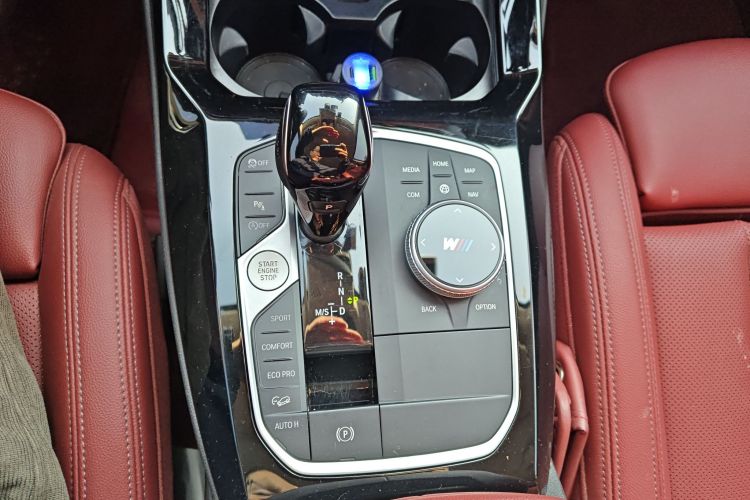 宝马X3 2022款 xDrive30i 领先型 M曜夜套装中控内饰18