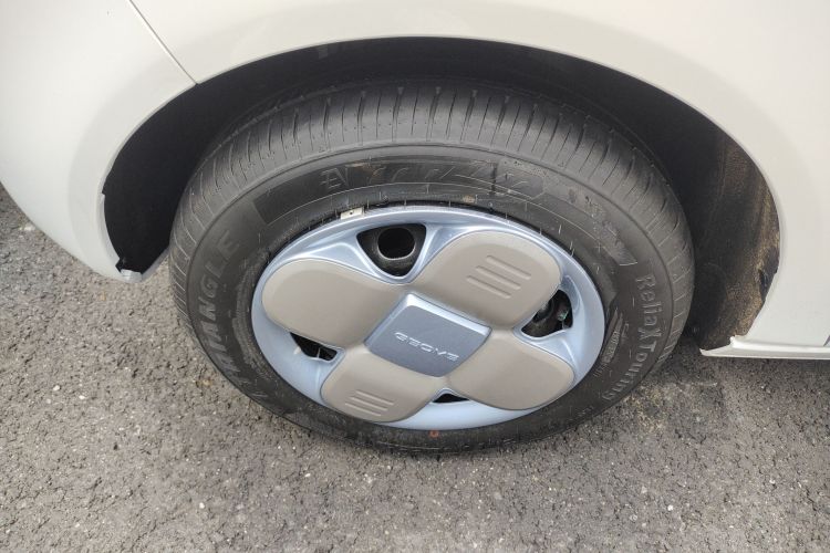 吉利银河 2024款 熊猫mini 200km 耐力熊车身外观6007