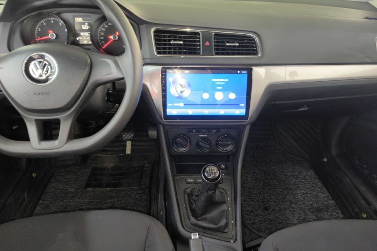 大众 朗逸 2018款 经典 1.5L 手动风尚版 国VI中控内饰16