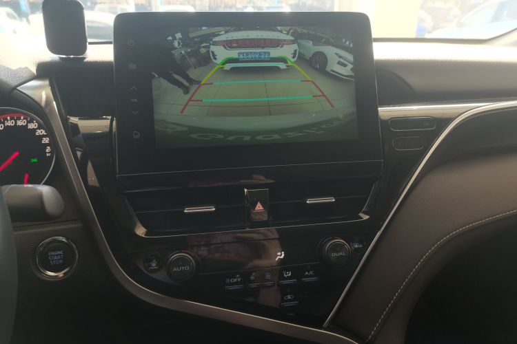 丰田 凯美瑞 2021款 2.0S 锋尚版局部细节16