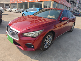 英菲尼迪Q50L 2018款 2.0T 舒适版 国V