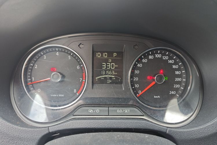 大众 2014款 1.6L Cross Polo 自动中控内饰14