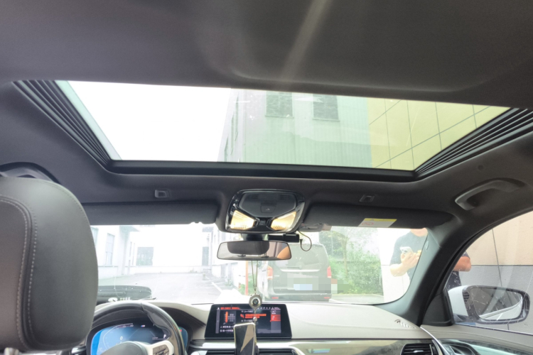 宝马5系 2020款 525Li M运动套装局部细节22