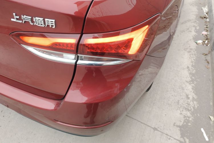 别克 英朗 2019款 15T 双离合互联精英型 国VI车身外观9