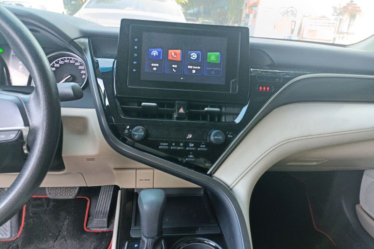 丰田 凯美瑞 2021款 2.0E 精英版中控内饰16