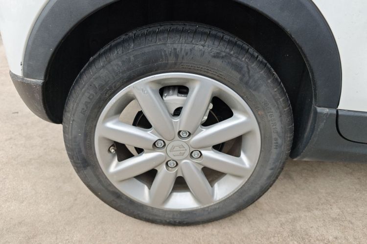 零跑汽车 零跑T03 2022款 玛瑙版车身外观6008