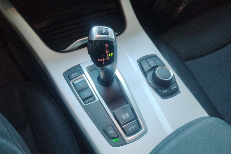 宝马X3(进口) 2016款 sDrive20i中控内饰18