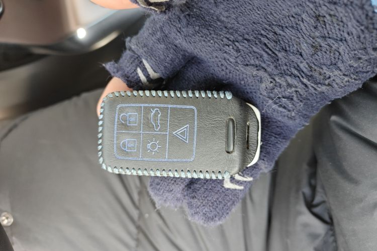 沃尔沃V40 2017款 Cross Country T3 智雅版中控内饰11