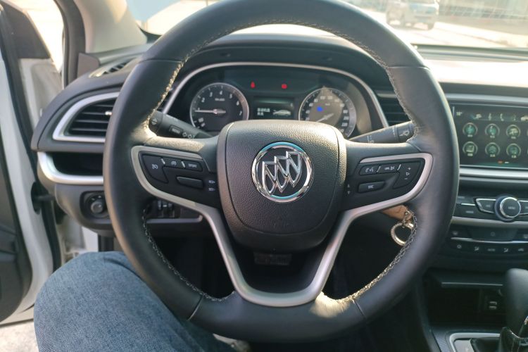 别克 英朗 2019款 18T 自动互联精英型 国VI中控内饰13