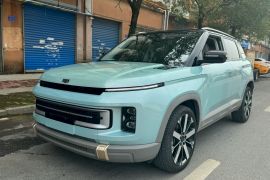 吉利汽车 吉利icon 2023款 1.5TD 巧克力醇巧版