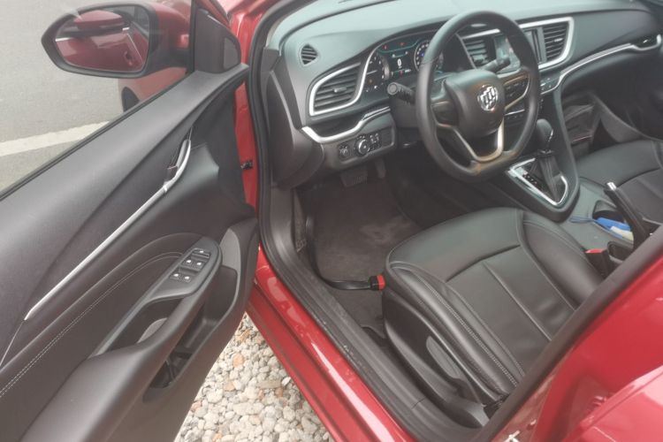 别克 英朗 2015款 15N 自动豪华型中控内饰20