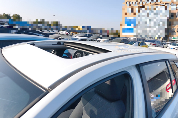 丰田 卡罗拉锐放 2022款 2.0L 精英版局部细节57