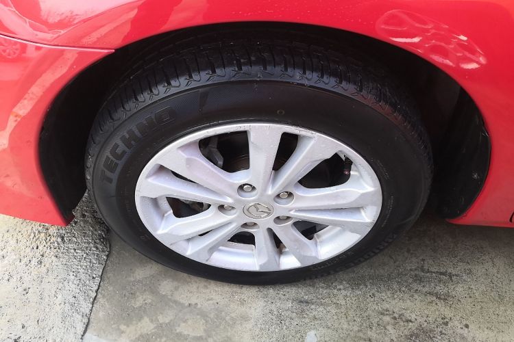 马自达6 2015款 2.0L 自动经典型车身外观6007