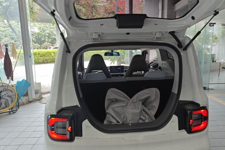 吉利银河 2023款 熊猫mini 新春版宝藏熊局部细节23