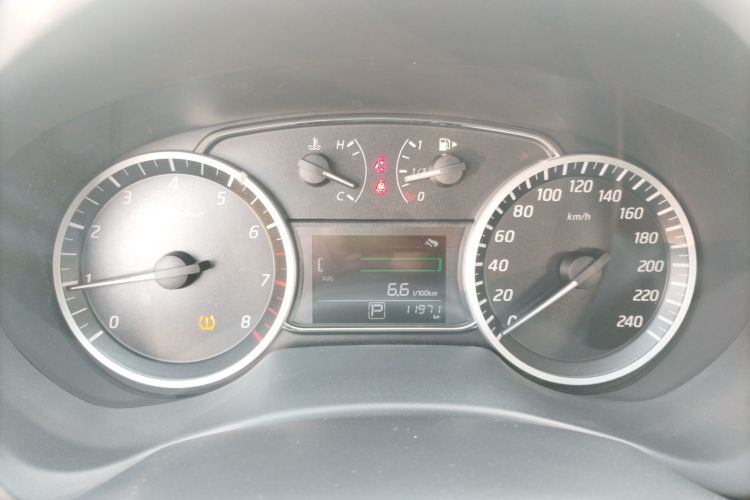 日产 轩逸 2024款 经典 1.6XE CVT舒适版局部细节14