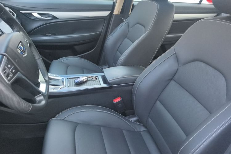 吉利汽车 帝豪 2018款 1.5L CVT向上互联版局部细节19