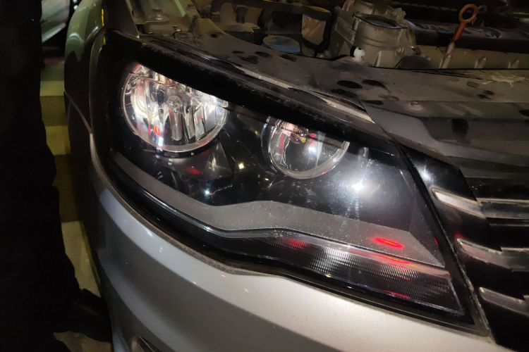 大众 宝来 2015款 质惠版 1.6L 手动舒适型车身外观8