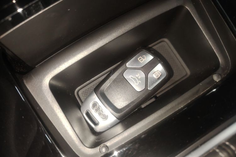 奥迪S4 2020款 S4 3.0TFSI中控内饰11