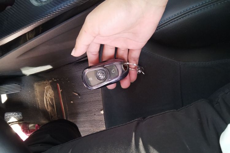 别克 微蓝6 2019款 互联智慧型中控内饰11