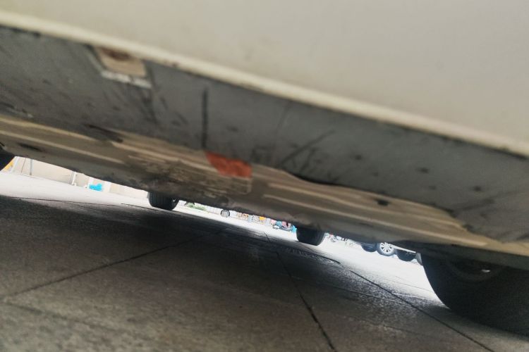 奥迪A4L 2015款 35 TFSI 自动标准型局部细节9008