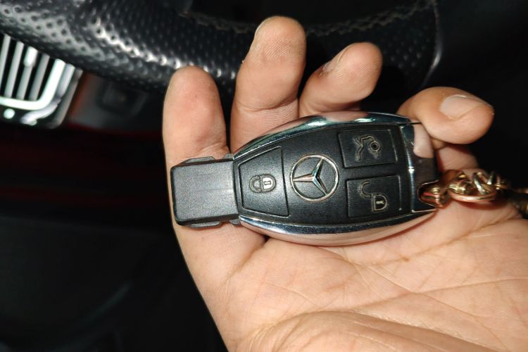 奔驰CLS 2017款 CLS 260逸彩版中控内饰7001