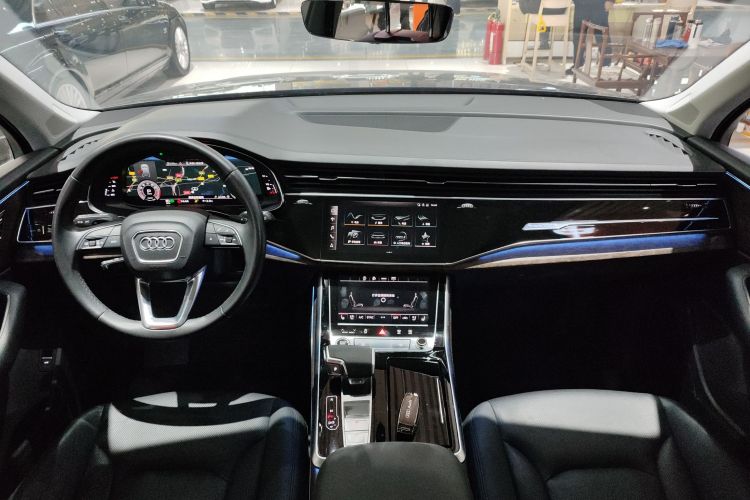 奥迪Q7 2021款 45 TFSI quattro S line运动型中控内饰7002