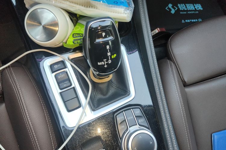 宝马1系 2022款 120i M运动曜夜版中控内饰18