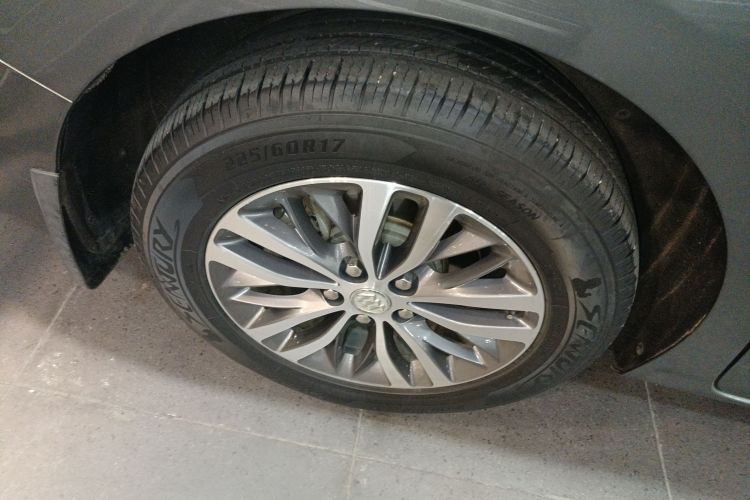 别克GL8 2018款 ES 28T 旗舰型 国VI车身外观6008