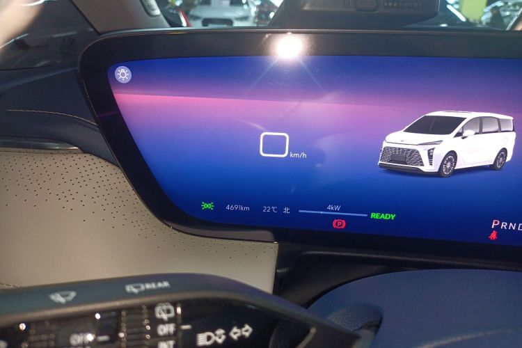 别克GL8新能源 2024款  陆尊 奢享版 7座中控内饰14