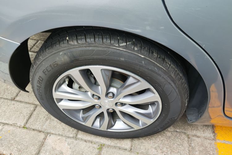 别克 英朗 2018款 18T 自动精英型车身外观6003