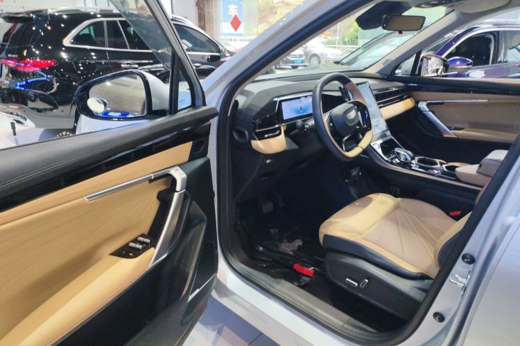 吉利汽车 博越L 2023款 1.5TD DCT尊贵型中控内饰20