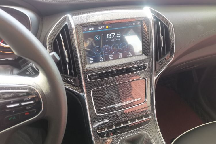 猎豹汽车 猎豹CS9 2017款 1.5L 手动风尚型中控内饰16