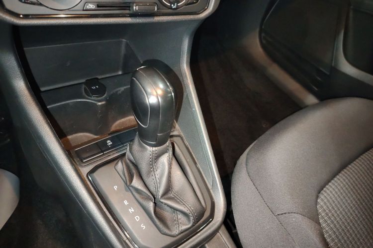 大众 桑塔纳 2021款 1.5L 自动风尚版中控内饰18